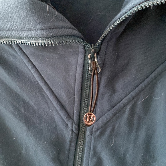 Lululemon jacket - Picture 5 of 9
